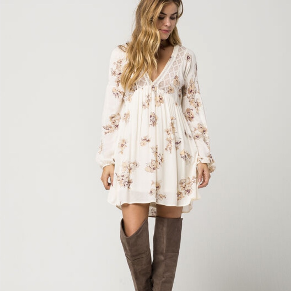 Taylor & Sage Floral Lace Dress From Tilly’s